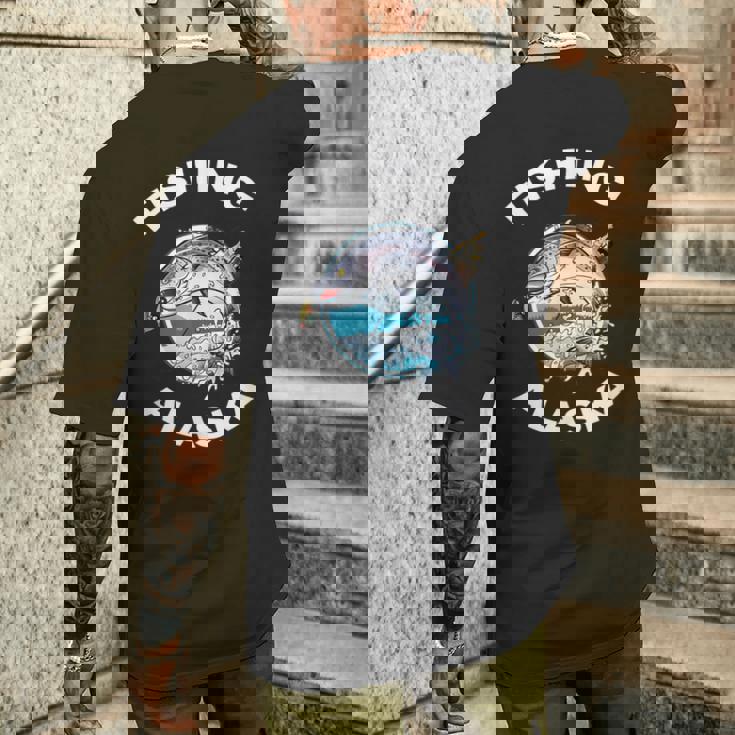 アラスカの魚アラスカの野生の鮭のお土産釣りアラスカ メンズTシャツ バックプリント 彼への贈り物