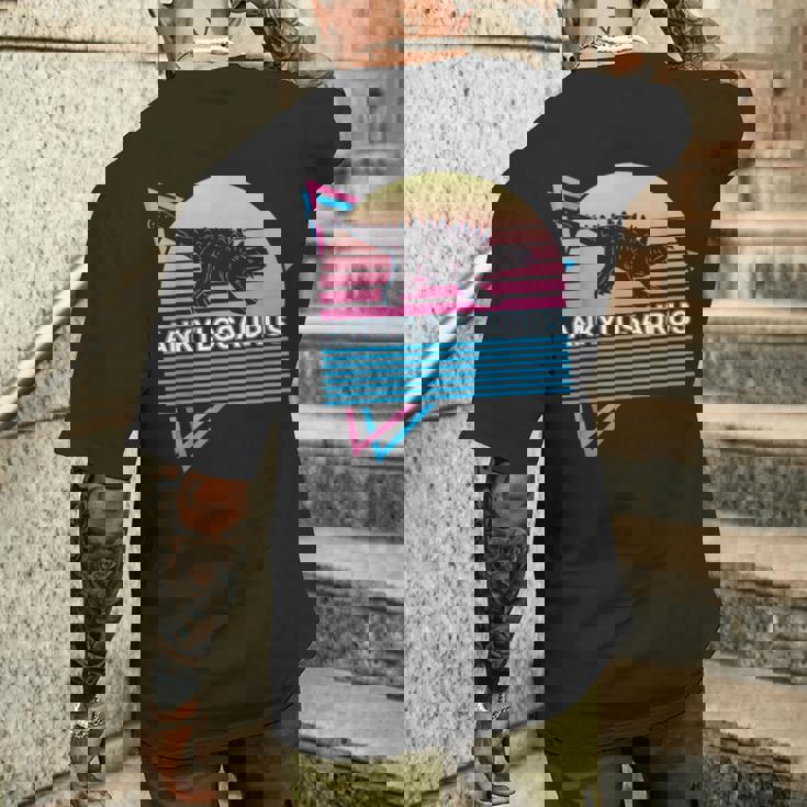 アンキロサウルス 恐竜 レトロ メンズTシャツ バックプリント 彼への贈り物