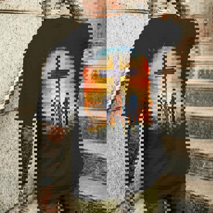 イエスキリストの十字架 – サンライズネイチャークリスチャン メンズTシャツ バックプリント 彼への贈り物