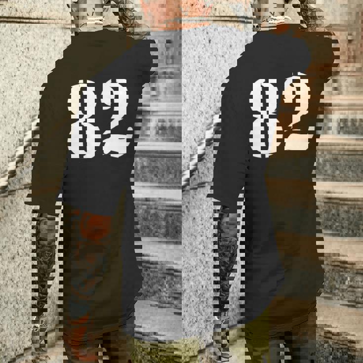 エイティツー 数字 82 ナンバー メンズTシャツ バックプリント 彼への贈り物