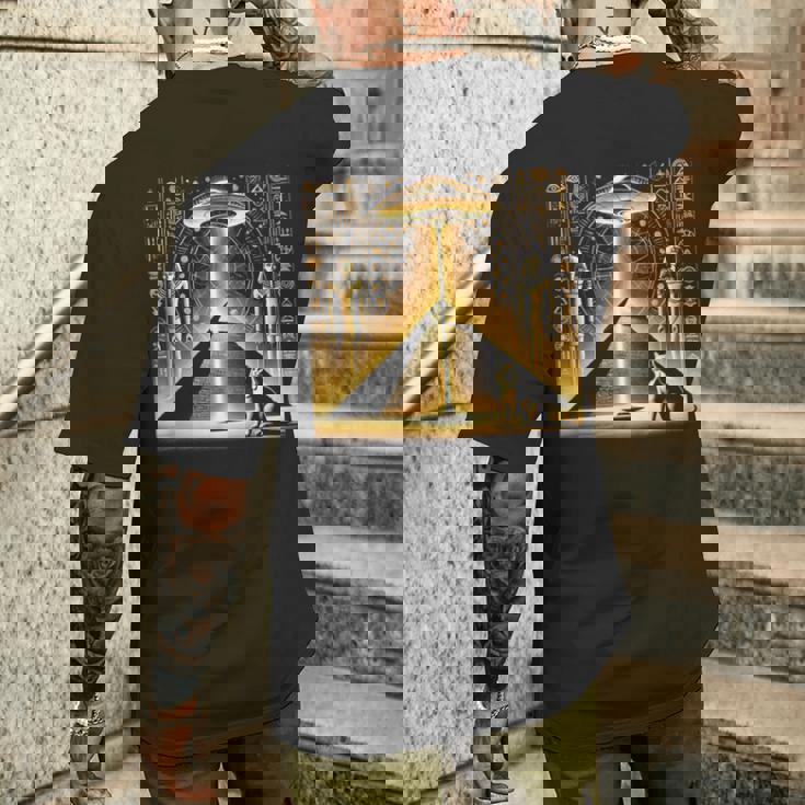 エジプトピラミッドufo猫と光エネルギー Egypt Ufo Pyramid Beam メンズTシャツ バックプリント 彼への贈り物