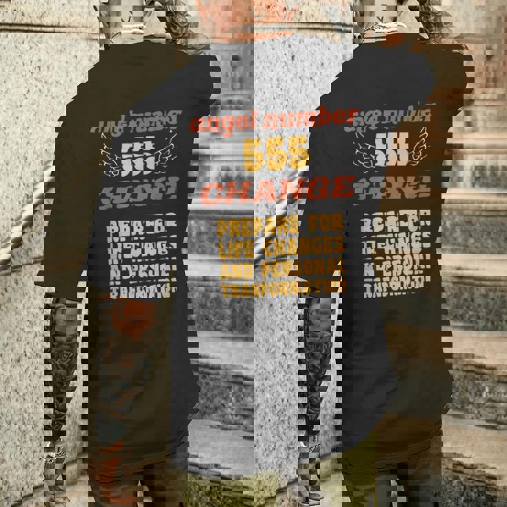 エンジェルナンバー555変更数秘術パーソナルナンバー555 メンズTシャツ バックプリント 彼への贈り物