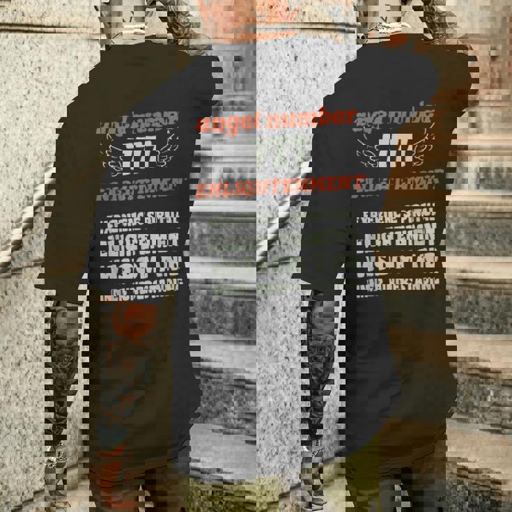 エンジェルナンバー777エンライトメント数秘術パーソナルナンバー777 メンズTシャツ バックプリント 彼への贈り物
