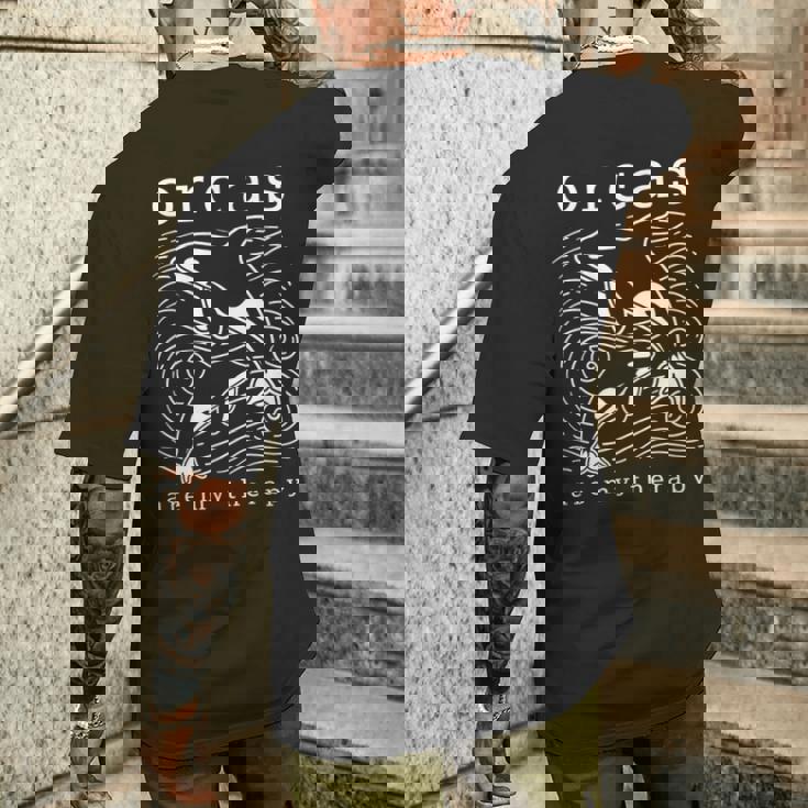 オルカのセラピー キュートなクジラ 面白い言葉 メンズTシャツ バックプリント 彼への贈り物