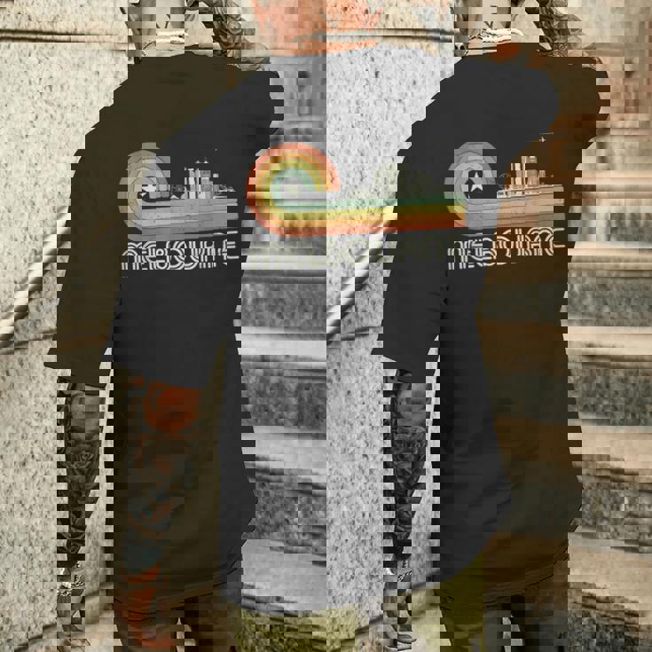 オーストラリア 休暇のお土産 レトロ ビンテージ スカイライン メルボルン メンズTシャツ バックプリント 彼への贈り物