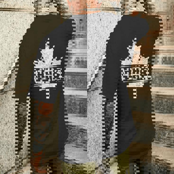 カナダ Never 51 Never 51Sttate カナダ カナダ 国旗 メンズTシャツ バックプリント 彼への贈り物