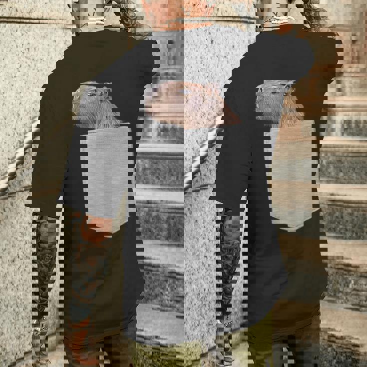 カピバラ フェイク ポケット カピバラ げっ歯類 げっ歯類 アニマル ノベルティ メンズTシャツ バックプリント 彼への贈り物