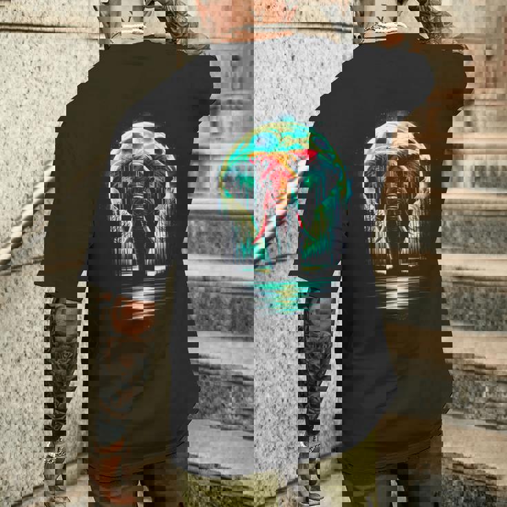 カラフル 象 精霊 動物 かっこいい イラスト アート メンズTシャツ バックプリント 彼への贈り物