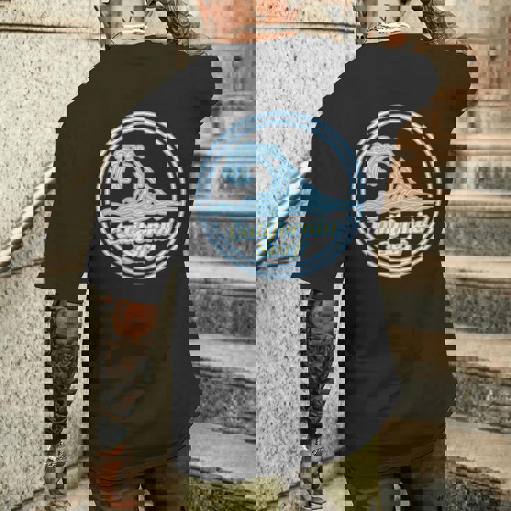 カリフォルニア州バハ、ビッグウェーブサーフクラブ、サーフィングラフィック。 メンズTシャツ バックプリント 彼への贈り物