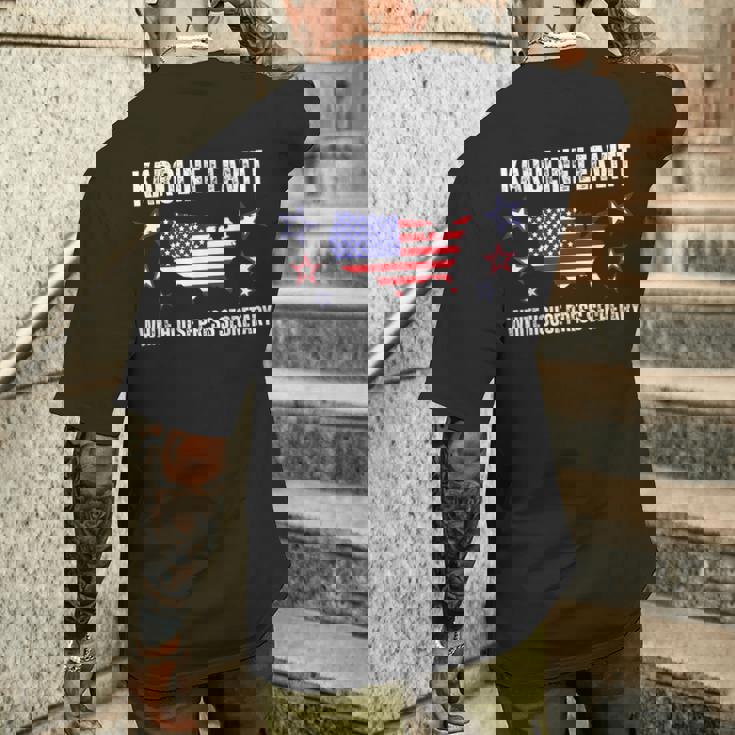 カロライン・レヴィット・ホワイトハウス報道官 メンズTシャツ バックプリント 彼への贈り物