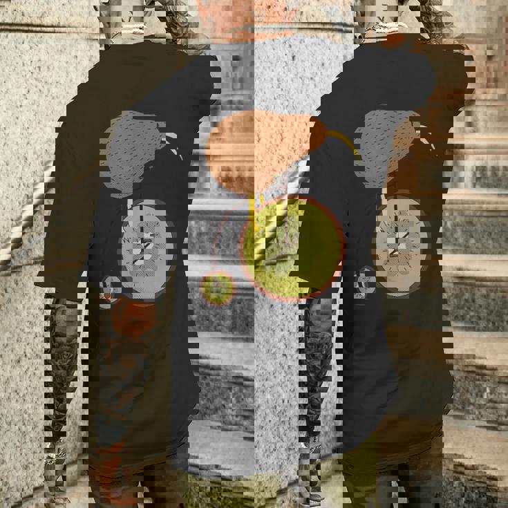 キウイフルーツバイクのキウイ鳥 メンズTシャツ バックプリント 彼への贈り物