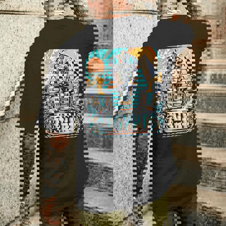 クールなエジプトスフィンクス旅行コスチュームエジプトのお土産。 メンズTシャツ バックプリント 彼への贈り物