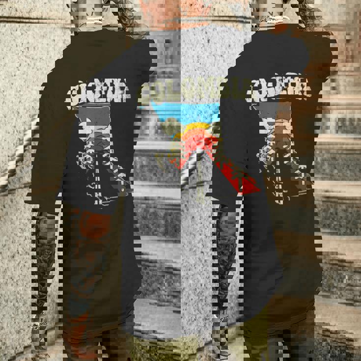 コロンビア ビンテージ コロンビアン カントリー レインボー レトロ 70年代地図 メンズTシャツ バックプリント 彼への贈り物