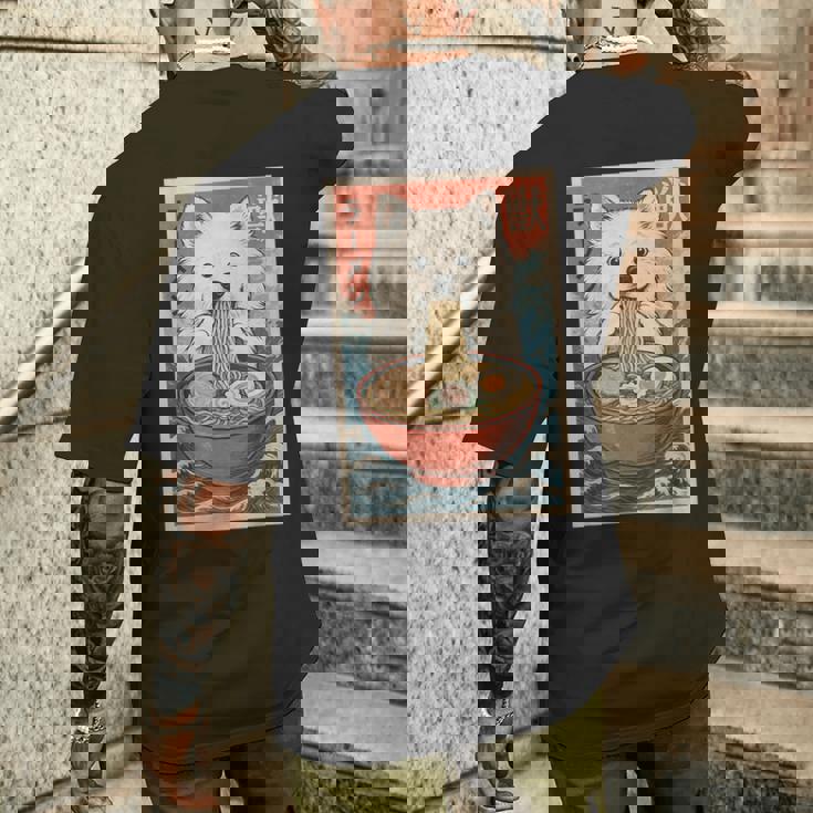 サモエド 食べる ラーメン カワイイ アニメ 犬好き メンズTシャツ バックプリント 彼への贈り物