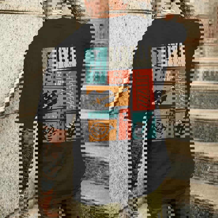 ジャズ音楽-レトロヴィンテージピアノジャズ メンズTシャツ バックプリント 彼への贈り物