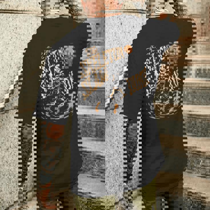 スケルトンスラムダンク 怖いバスケットボール ハロウィン メンズTシャツ バックプリント 彼への贈り物