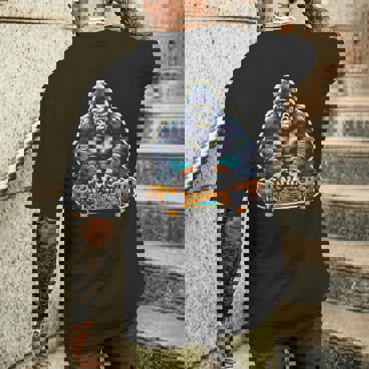 スケートボード ゴリラ L1 メンズTシャツ バックプリント 彼への贈り物