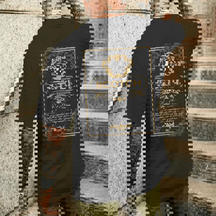 スコッチ ウイスキー ラベル お酒 父の日 バチェラー パーティー ギフト ウォッカ テキーラ コニャック ブランデー メンズTシャツ バックプリント 彼への贈り物