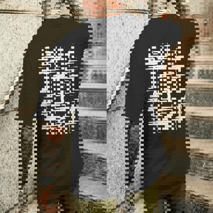 スタイリッシュ幾何学模様 メンズTシャツ バックプリント 彼への贈り物