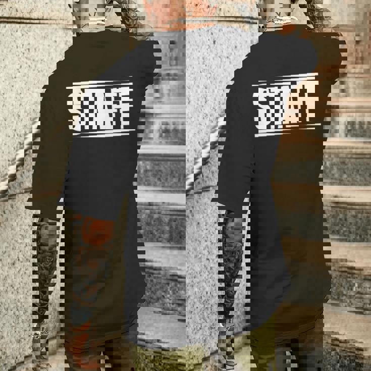 スタッフ ワーカー 社員 ワーククルーの言葉 スタッフ オン A ティー メンズTシャツ バックプリント 彼への贈り物