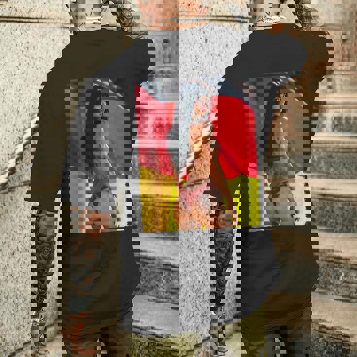 セクシーガールグラフィックtシャツ 「ビキニピンナップガール&ドイツ国旗」 メンズTシャツ バックプリント 彼への贈り物