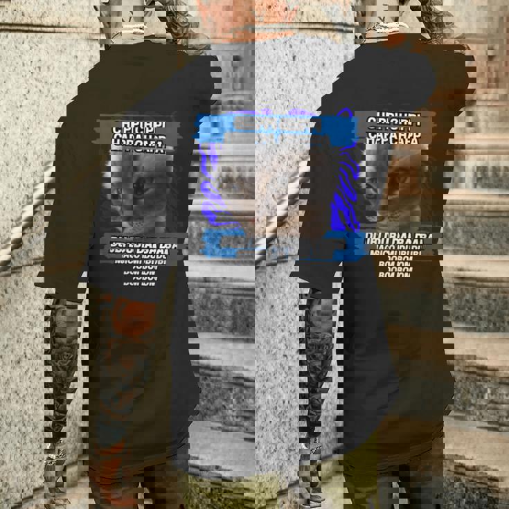 チッピ チッピ チャッパ チャッパ 踊る猫 ミーム メンズTシャツ バックプリント 彼への贈り物