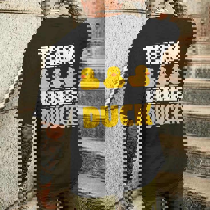 チームラバーダックラバーダック。 メンズTシャツ バックプリント 彼への贈り物