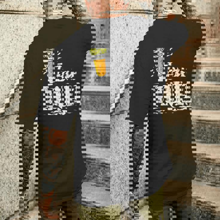 チーム・テキーラ・アイ・メキシカン・バー・アルコール・テキーラ・パーティー メンズTシャツ バックプリント 彼への贈り物