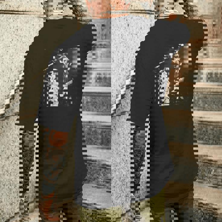 ティナ・ターナー&スペシャルゲスト エリック・クラプトン ライヴ・アット・ウェンブリー メンズTシャツ バックプリント 彼への贈り物