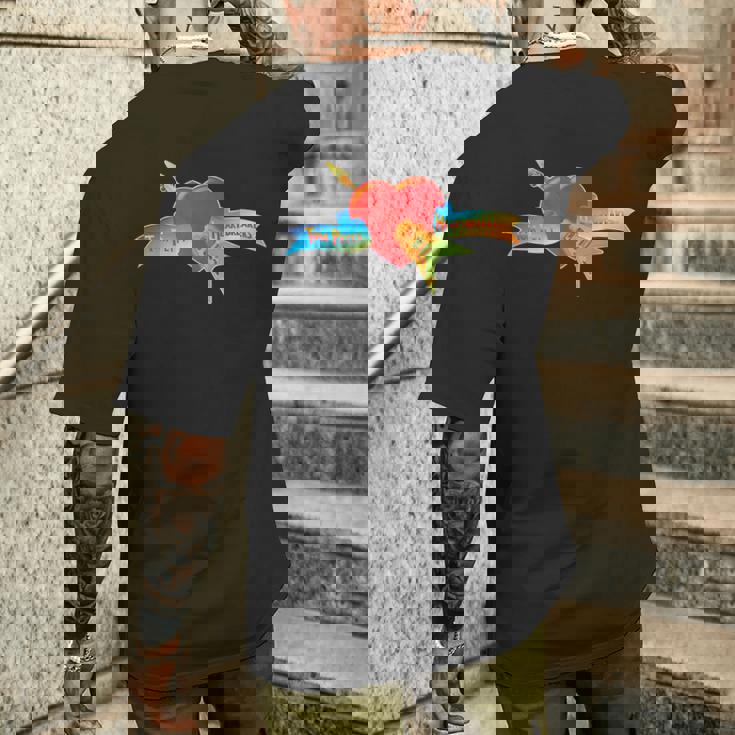 トム・ペティとハートブレイカーズのクラシックロゴ。 メンズTシャツ バックプリント 彼への贈り物