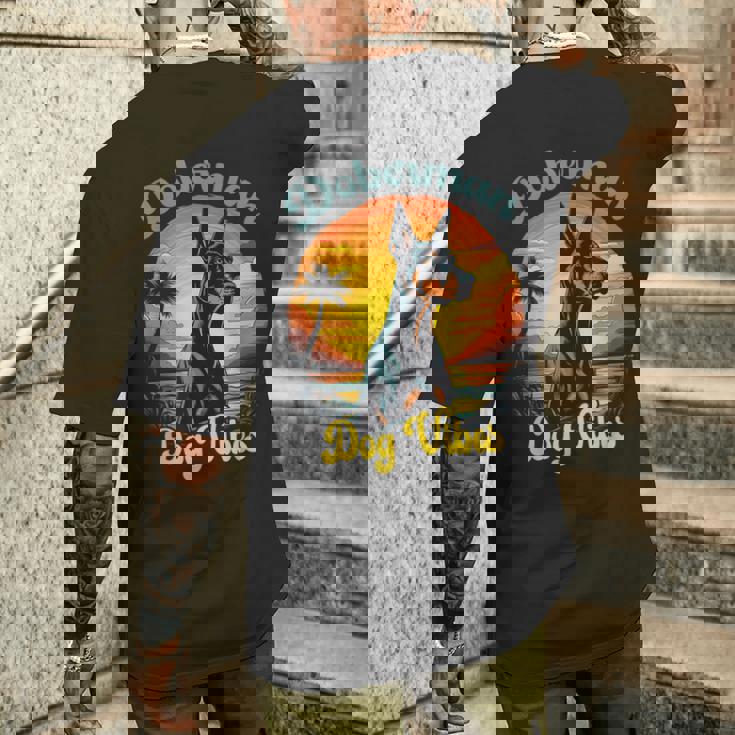 ドーベルマン 犬の飼い主 私が叶えるドーベルマン メンズTシャツ バックプリント 彼への贈り物