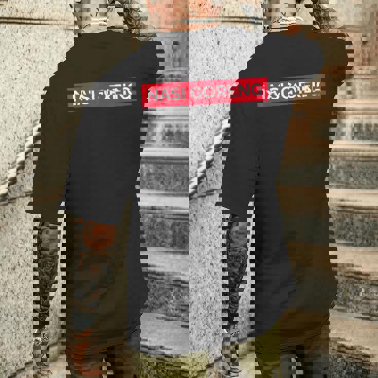 ナシ・ゴレンおもしろ メンズTシャツ バックプリント 彼への贈り物