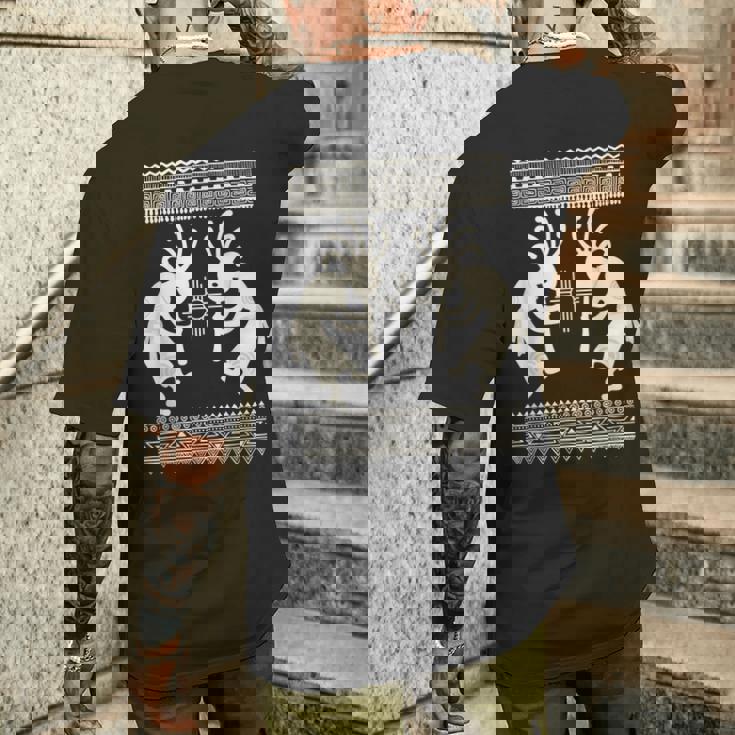 ネイティブアメリカン カルチャー ココペリ ミュージシャンボーダー 2 楽しい メンズTシャツ バックプリント 彼への贈り物