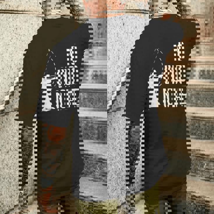 ノー弓道ノーライフ 弓道場 弓術 弓道好き 騎射 歩射 堂射 弓道部 弓道サークル 古武術 和弓 弓道 メンズTシャツ バックプリント 彼への贈り物