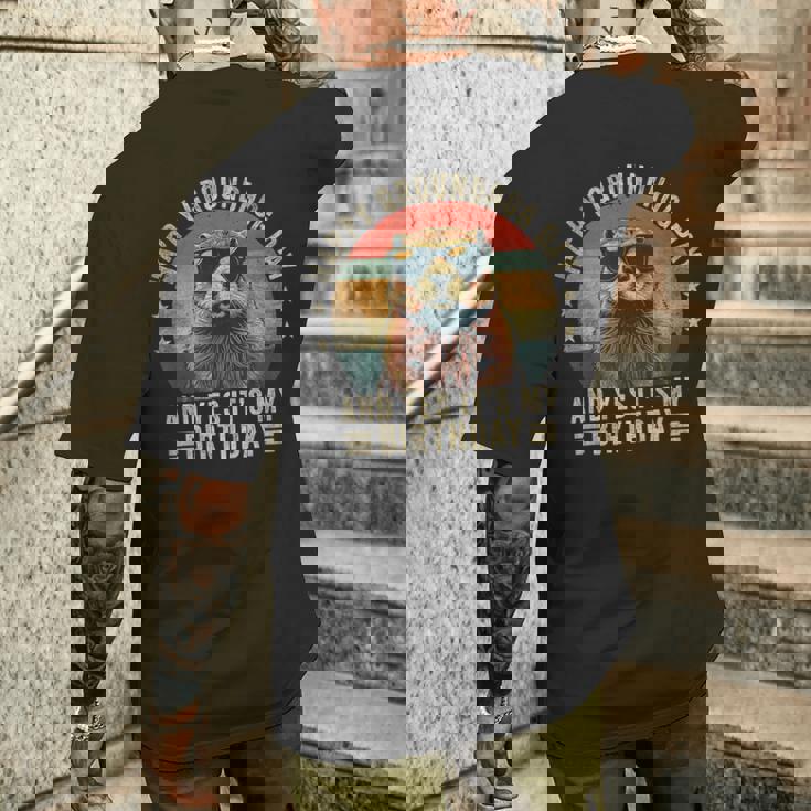 ハッピーマーモットの日、誕生日、クールなマーモット メンズTシャツ バックプリント 彼への贈り物