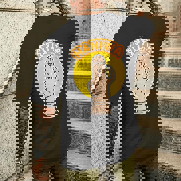 ハニワ 埴輪《ロゴマーク》Haniwa【踊る埴輪 男】歴史土器 かわいい イラスト 面白い メンズTシャツ バックプリント 彼への贈り物