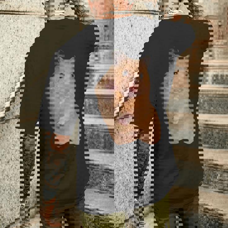 ハムスターミーム ピースサイン付き メンズTシャツ バックプリント 彼への贈り物