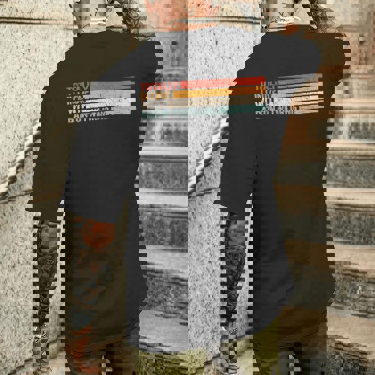 バトントワリングのレトロなバトントワーラーに完全に恋をしています。 メンズTシャツ バックプリント 彼への贈り物