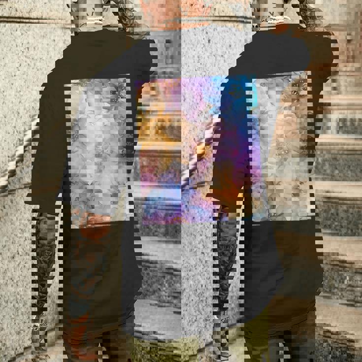 パステルインクのイラストにマルチカラー春の花。 メンズTシャツ バックプリント 彼への贈り物