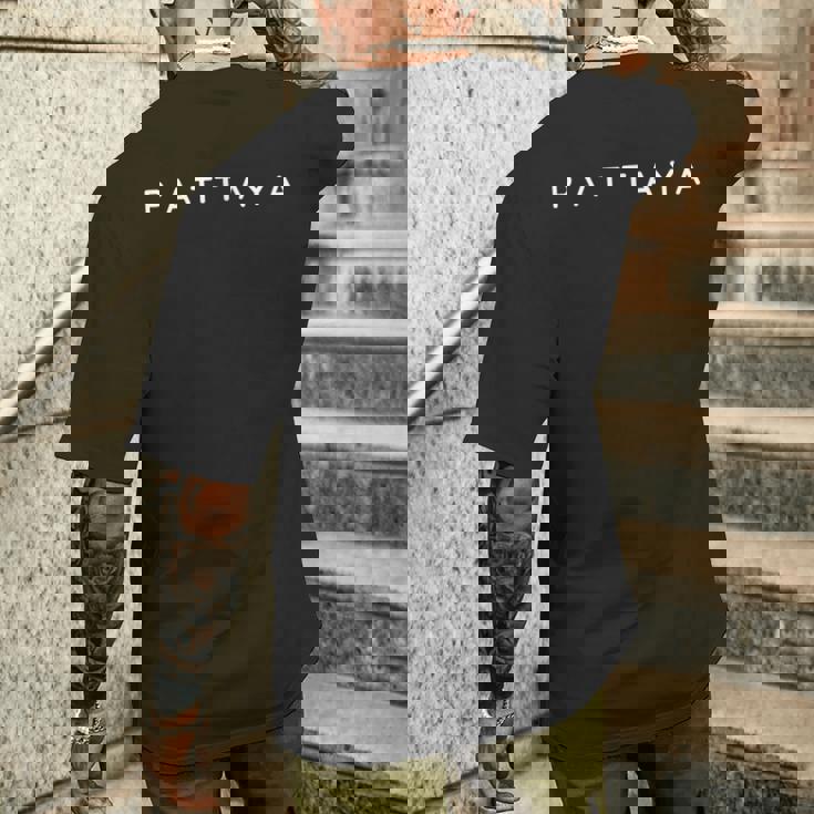 パタヤパタヤパタヤンホームタウンお土産 メンズTシャツ バックプリント 彼への贈り物