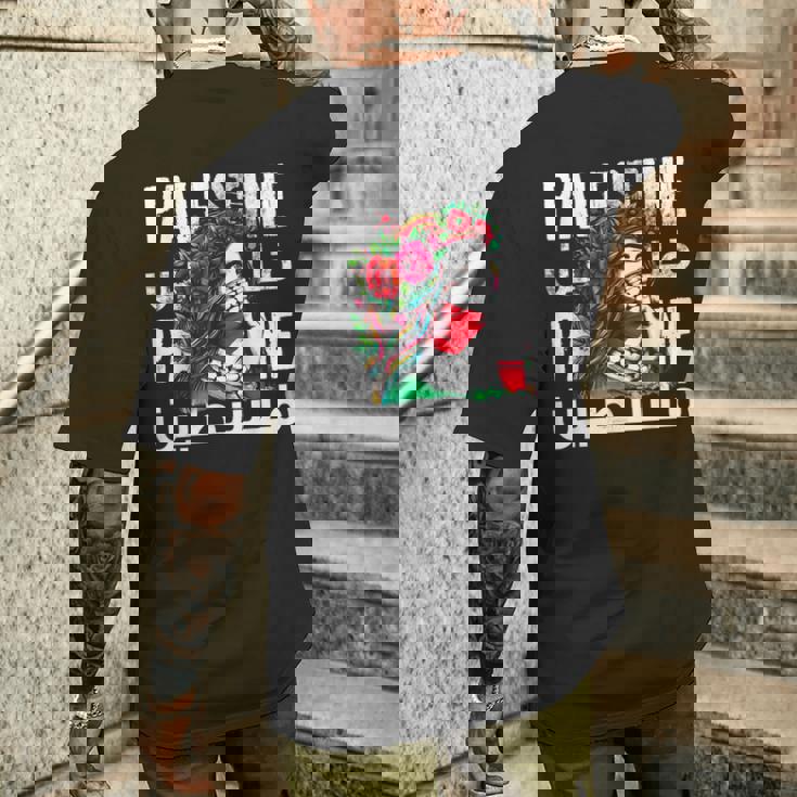 パレスチナのバンダナを持つパレスチナの少女 パレスチナ人 メンズTシャツ バックプリント 彼への贈り物