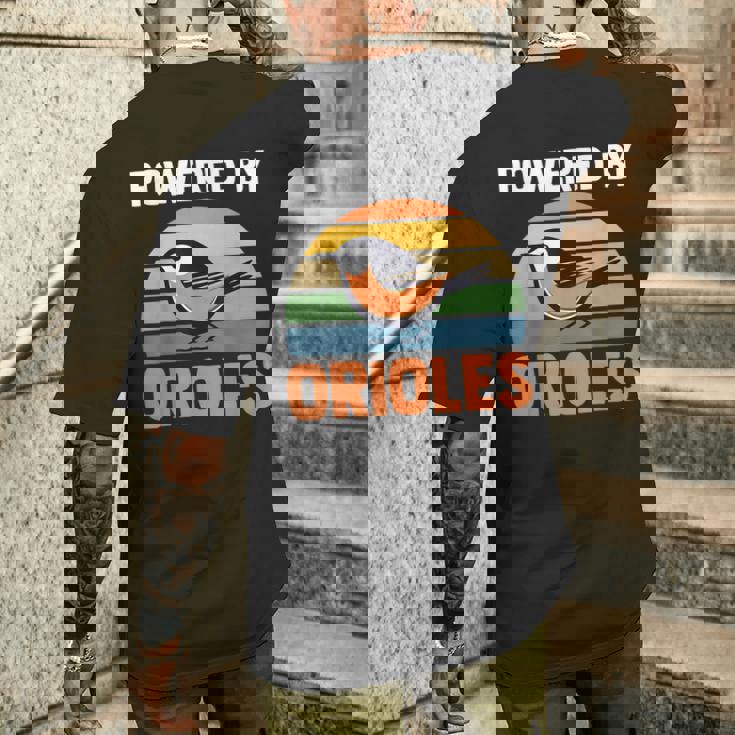 パワード・バイ・オリオールズ メンズTシャツ バックプリント 彼への贈り物