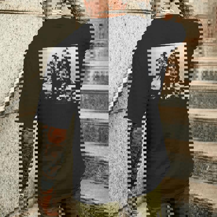 パンク・ロック・バンド ニューヨーク・ドールズ 1973 メンズTシャツ バックプリント 彼への贈り物