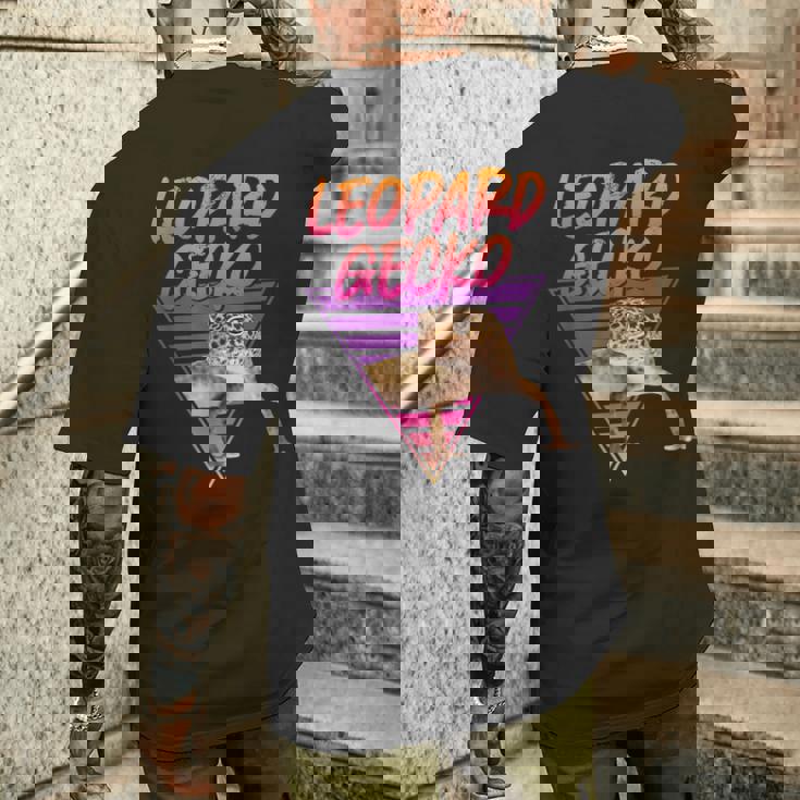 ヒョウ ヤモリ 80'Saporwave メンズTシャツ バックプリント 彼への贈り物
