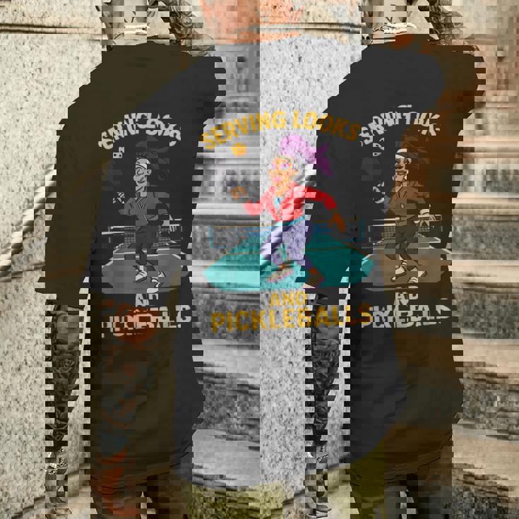 ピックルボールドラッグコート歌姫デザイン。 メンズTシャツ バックプリント 彼への贈り物