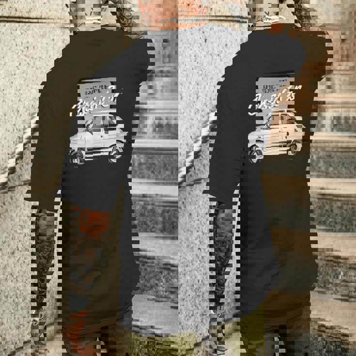 フィアット126 メンズTシャツ バックプリント 彼への贈り物