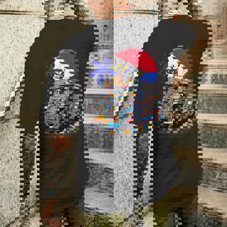 フィリピン 国旗 誇り フィリピン フィリピン ジープニー メンズTシャツ バックプリント 彼への贈り物