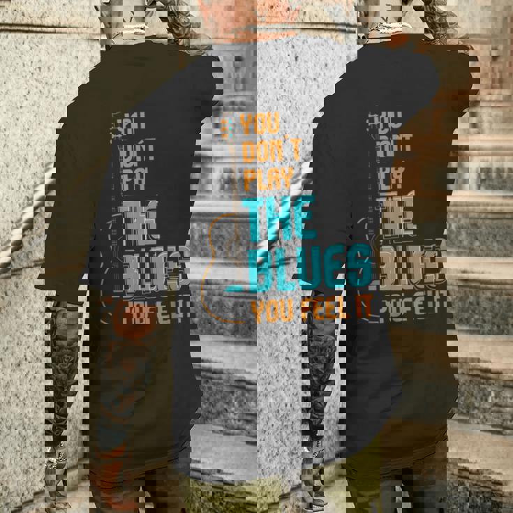 ブルース音楽 I 音楽バンド I ギター講師 ブルース メンズTシャツ バックプリント 彼への贈り物
