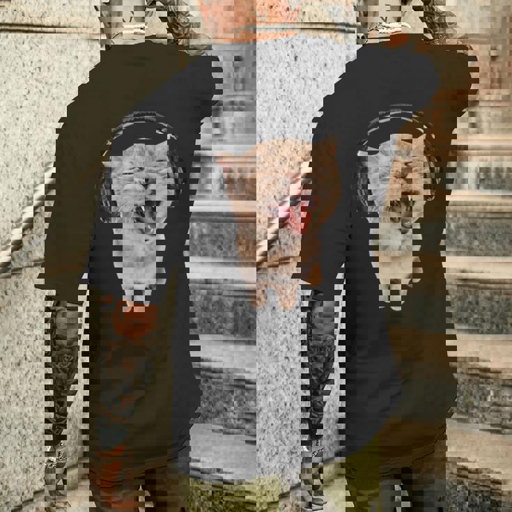 ヘッドフォン付き猫 ミーム メンズTシャツ バックプリント 彼への贈り物