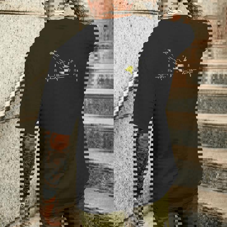 ベース・ギター・ノート ハートビート Bass Guitar Player メンズTシャツ バックプリント 彼への贈り物